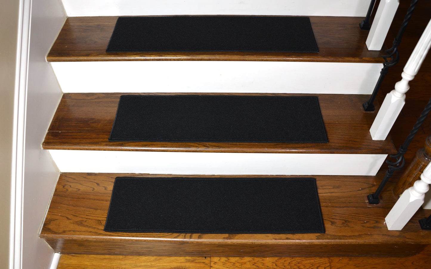 Solid Black Low‑Profile Non‑Slip Stair Treads – Peel & Stick | Set of 15 (30" x 9")